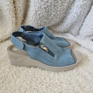 Bzees Light Blue Low‎ Wedge Sandals sz 9.5